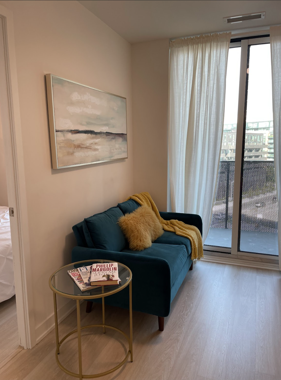 Tretti Living balcony