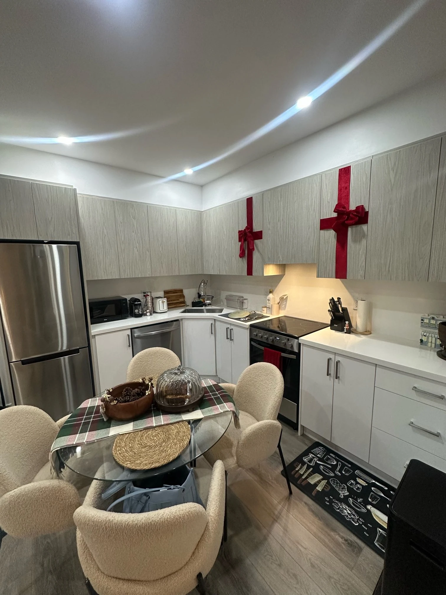 Hadrian Unit 1 Kitchen